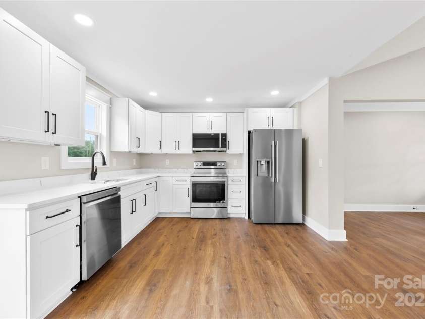 6788 Clyde Wehunt Road, Cherryville, NC 28021.  MLS# CAR4283627, YatesRealty ID 27642. 