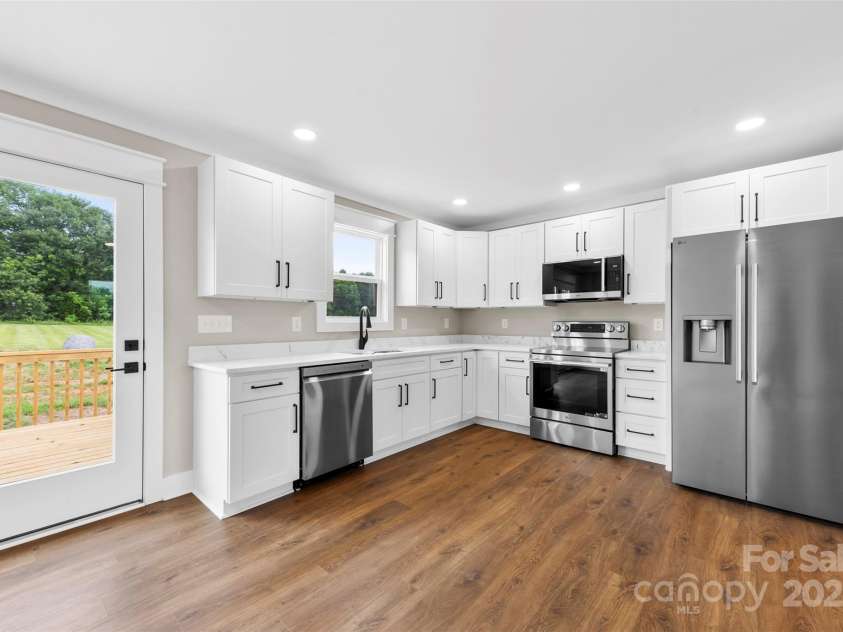 6788 Clyde Wehunt Road, Cherryville, NC 28021.  MLS# CAR4283627, YatesRealty ID 27642. 