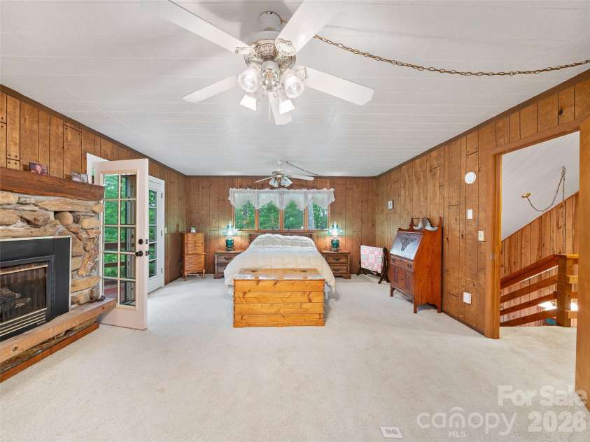 820 Wild Rose Lane, Burnsville, NC 28714.  MLS# CAR4386114, YatesRealty ID 27644. 