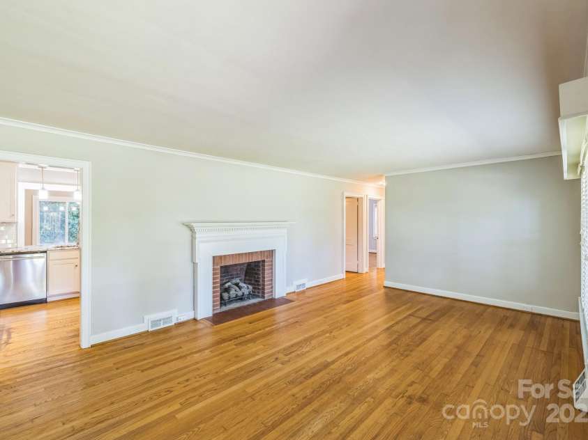 878 Henkel Road, Statesville, NC 28677.  MLS# CAR4284299, YatesRealty ID 27644. 