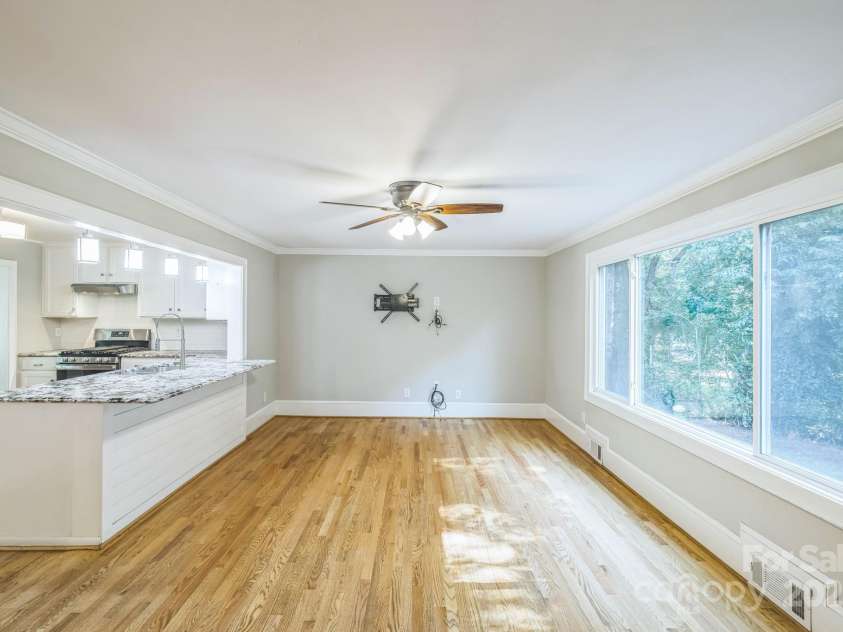 878 Henkel Road, Statesville, NC 28677.  MLS# CAR4284299, YatesRealty ID 27644. 