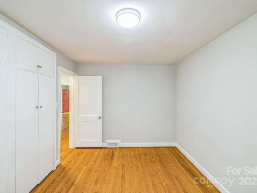 878 Henkel Road, Statesville, NC 28677.  MLS# CAR4284299, YatesRealty ID 27644. 