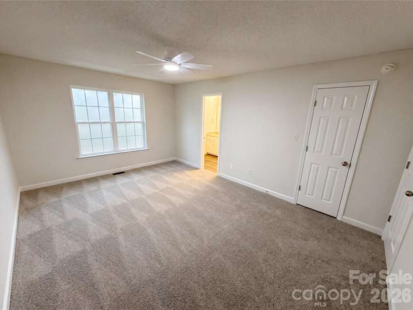 6018 Bryant Lane, Waxhaw, NC 28173.  MLS# CAR4385282, YatesRealty ID 27646. 