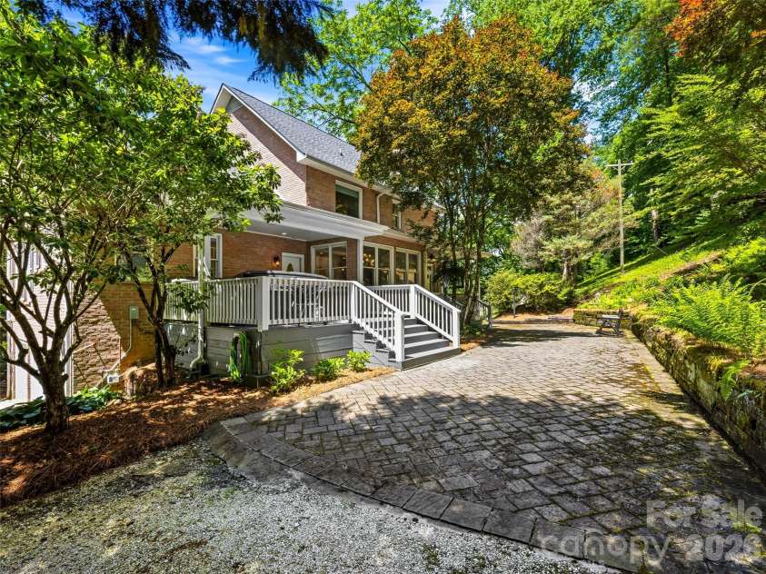 243 Poplar Lane, Pisgah Forest, NC 28712.  MLS# CAR4386955, YatesRealty ID 27648. 