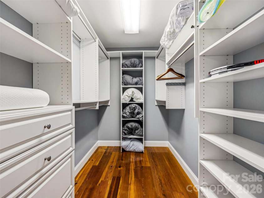 243 Poplar Lane, Pisgah Forest, NC 28712.  MLS# CAR4386955, YatesRealty ID 27648. Large walk in closet