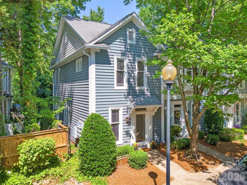 1536 Cleveland Avenue, Charlotte, NC 28203.  MLS# CAR4383112, YatesRealty ID 27649. 