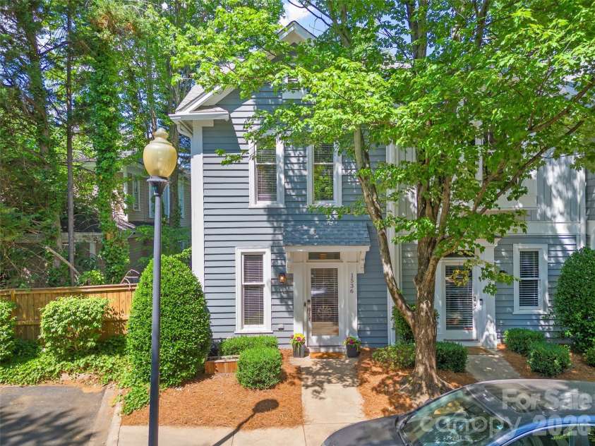 1536 Cleveland Avenue, Charlotte, NC 28203.  MLS# CAR4383112, YatesRealty ID 27649. 