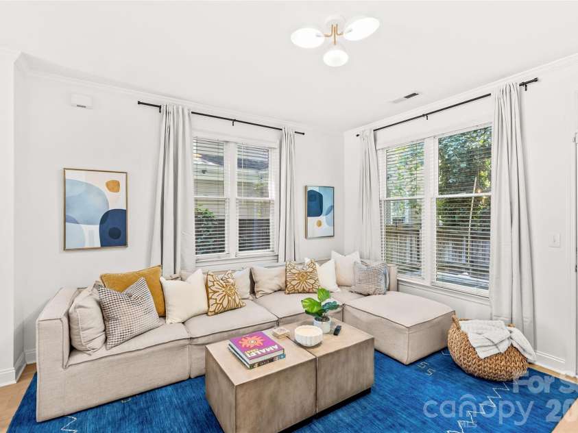 1536 Cleveland Avenue, Charlotte, NC 28203.  MLS# CAR4383112, YatesRealty ID 27649. 