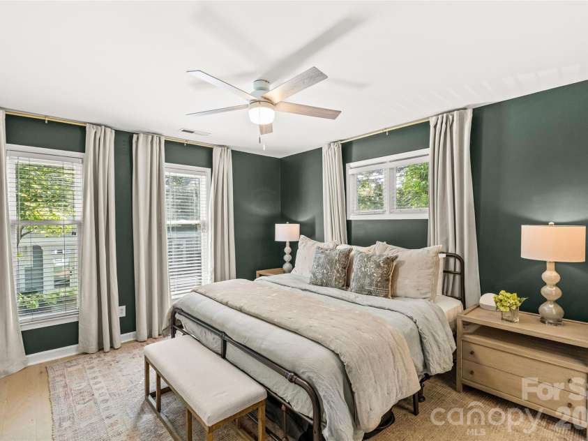1536 Cleveland Avenue, Charlotte, NC 28203.  MLS# CAR4383112, YatesRealty ID 27649. 