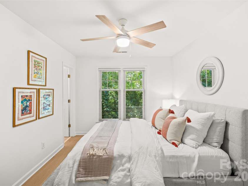 1536 Cleveland Avenue, Charlotte, NC 28203.  MLS# CAR4383112, YatesRealty ID 27649. 