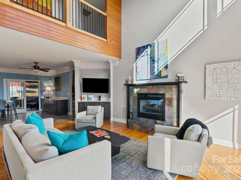 235 Windwhisper Drive, Asheville, NC 28804.  MLS# CAR4330019, YatesRealty ID 2765. 