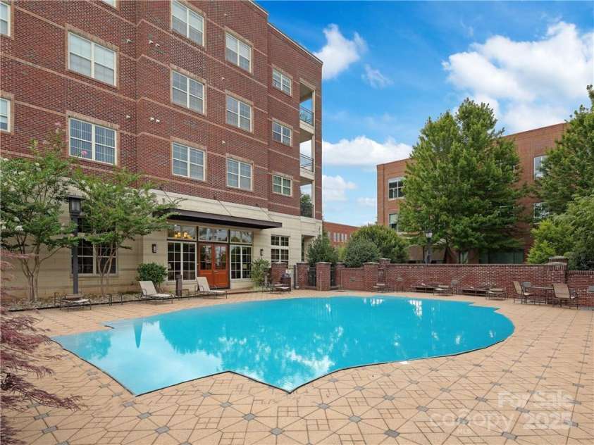 42 Schenck Parkway, Asheville, NC 28803.  MLS# CAR4285558, YatesRealty ID 2765. 