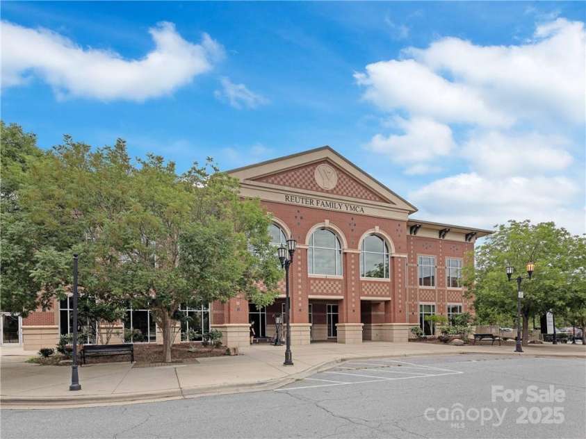 42 Schenck Parkway, Asheville, NC 28803.  MLS# CAR4285558, YatesRealty ID 2765. 