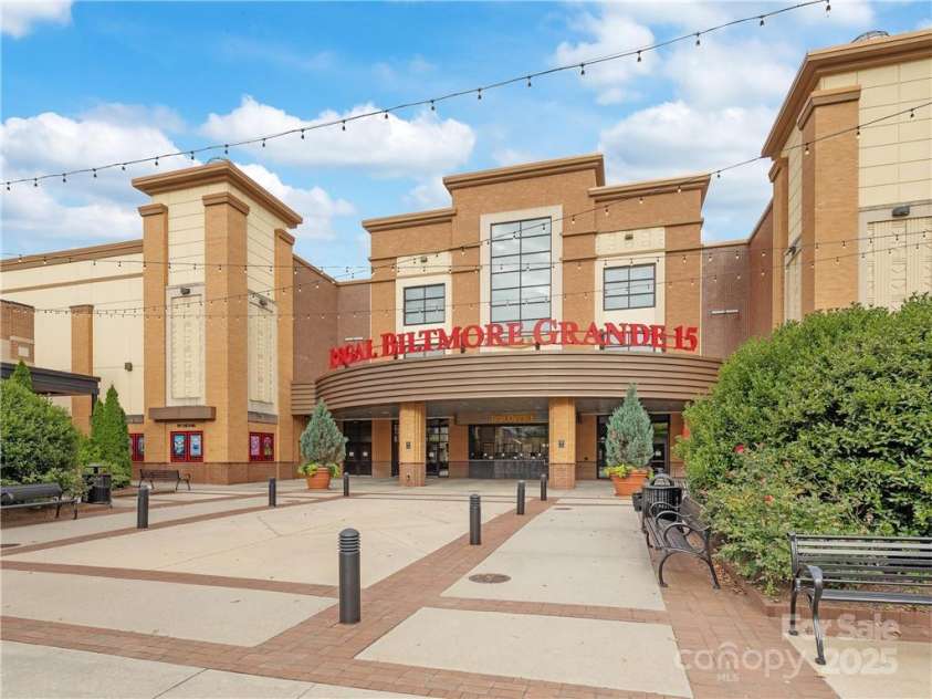 42 Schenck Parkway, Asheville, NC 28803.  MLS# CAR4285558, YatesRealty ID 2765. 