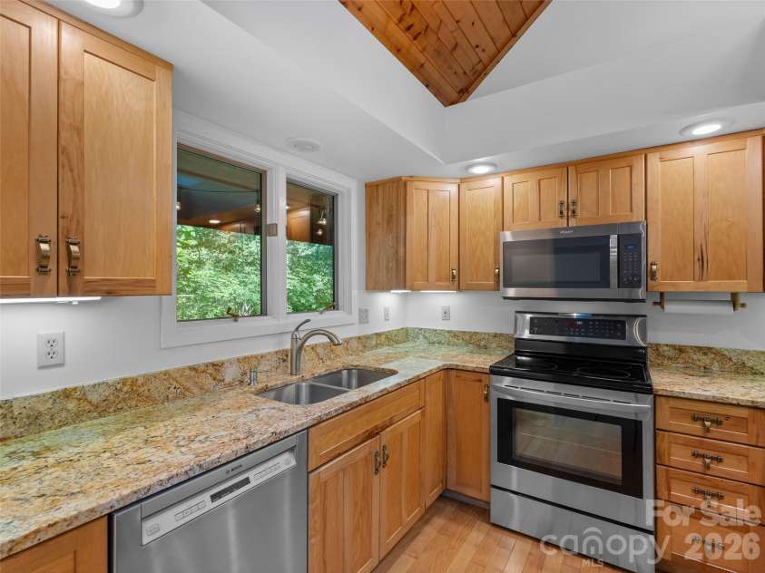 65 Gusv Court, Brevard, NC 28712.  MLS# CAR4368497, YatesRealty ID 27650. 