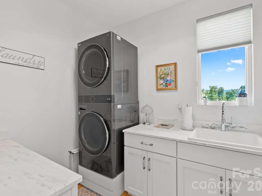 165 Israel Road, Leicester, NC 28748.  MLS# CAR4381403, YatesRealty ID 27651. Laundry