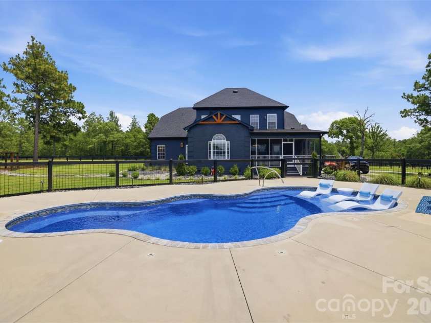 8520 Stock Horse Trail, Windsor, SC 29856.  MLS# CAR4386851, YatesRealty ID 27652. 