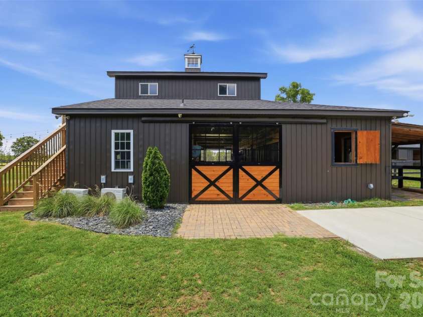 8520 Stock Horse Trail, Windsor, SC 29856.  MLS# CAR4386851, YatesRealty ID 27652. 