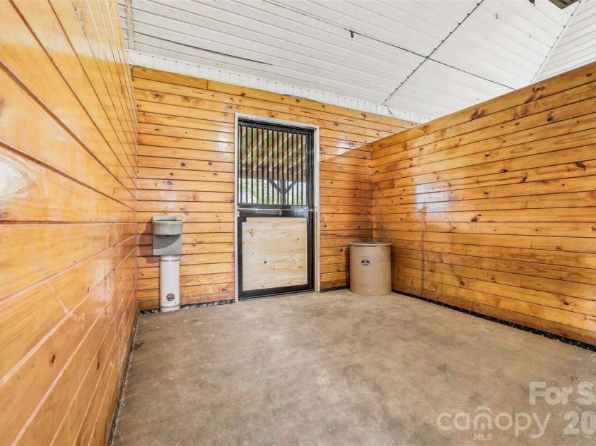 8520 Stock Horse Trail, Windsor, SC 29856.  MLS# CAR4386851, YatesRealty ID 27652. 