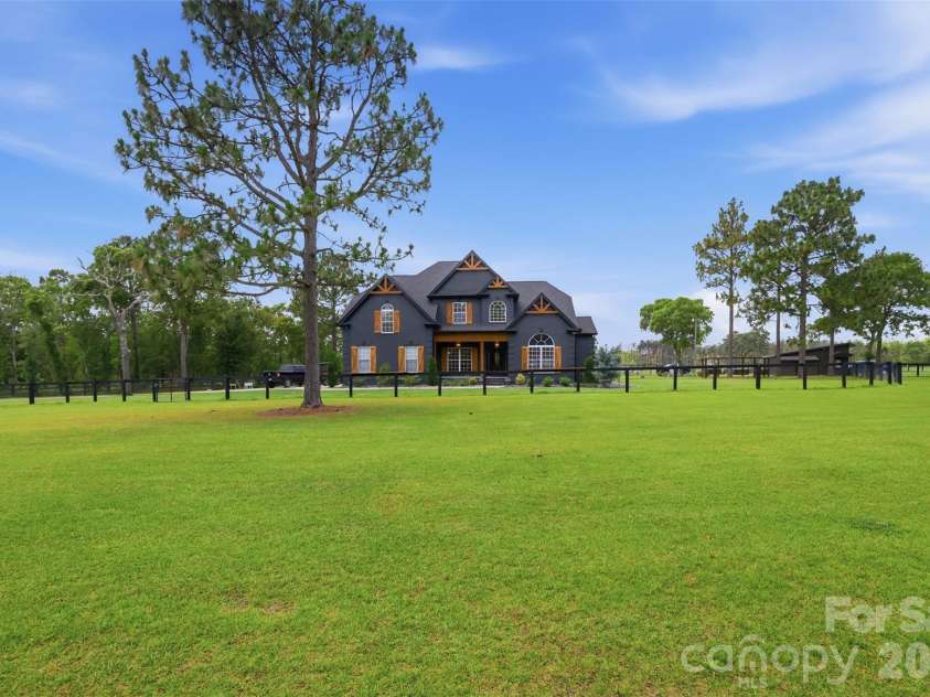 8520 Stock Horse Trail, Windsor, SC 29856.  MLS# CAR4386851, YatesRealty ID 27652. 