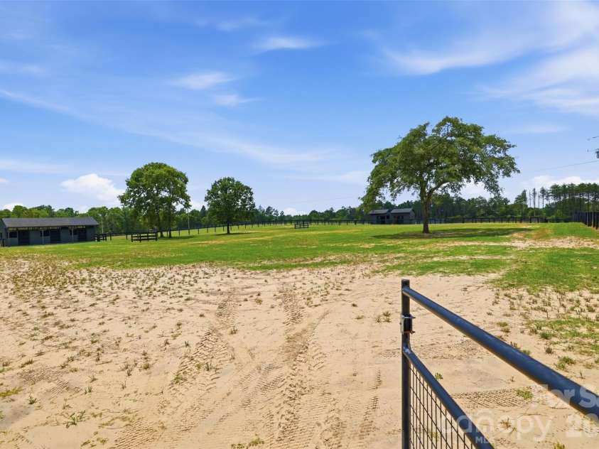 8520 Stock Horse Trail, Windsor, SC 29856.  MLS# CAR4386851, YatesRealty ID 27652. 
