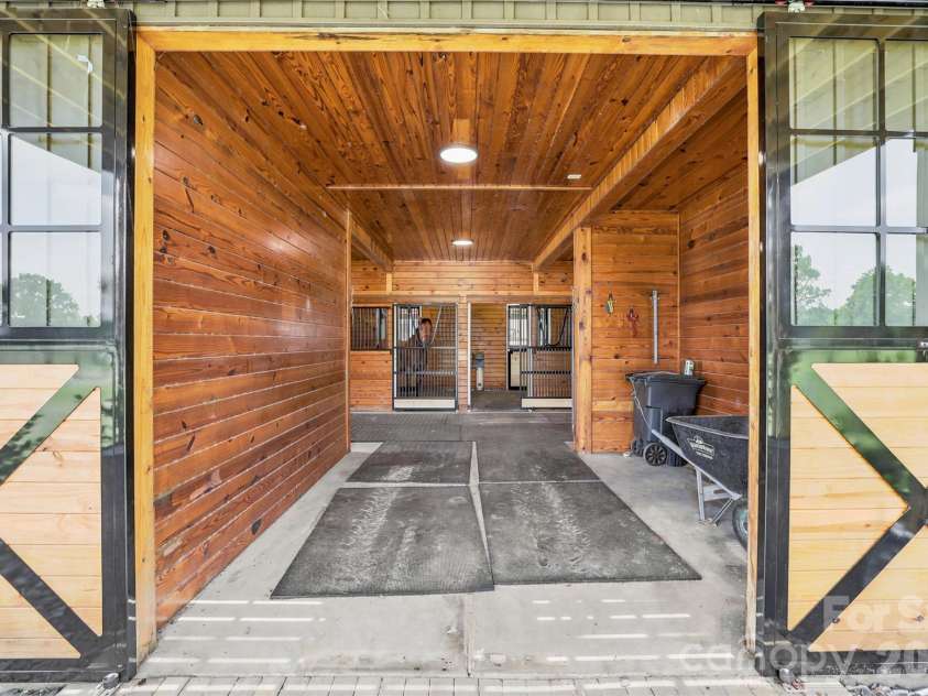 8520 Stock Horse Trail, Windsor, SC 29856.  MLS# CAR4386851, YatesRealty ID 27652. 