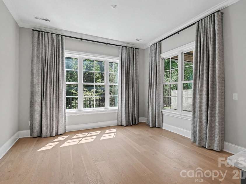 119 Thorncote Place, Charlotte, NC 28226.  MLS# CAR4327053, YatesRealty ID 27654. Dining room