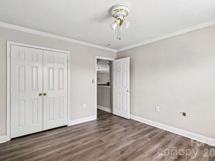 1015 Taylor Glenn Lane, Indian Trail, NC 28079.  MLS# CAR4381777, YatesRealty ID 27655. 
