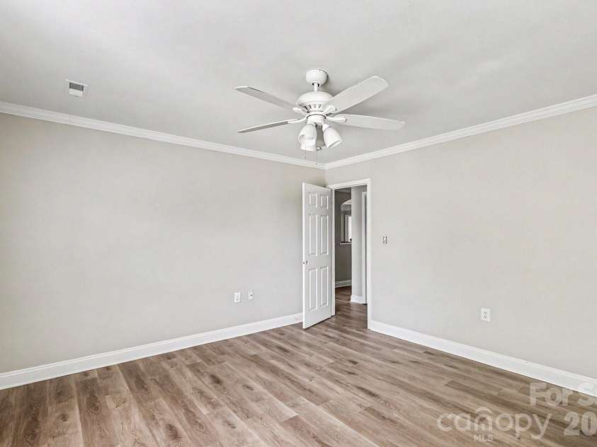 1015 Taylor Glenn Lane, Indian Trail, NC 28079.  MLS# CAR4381777, YatesRealty ID 27655. 