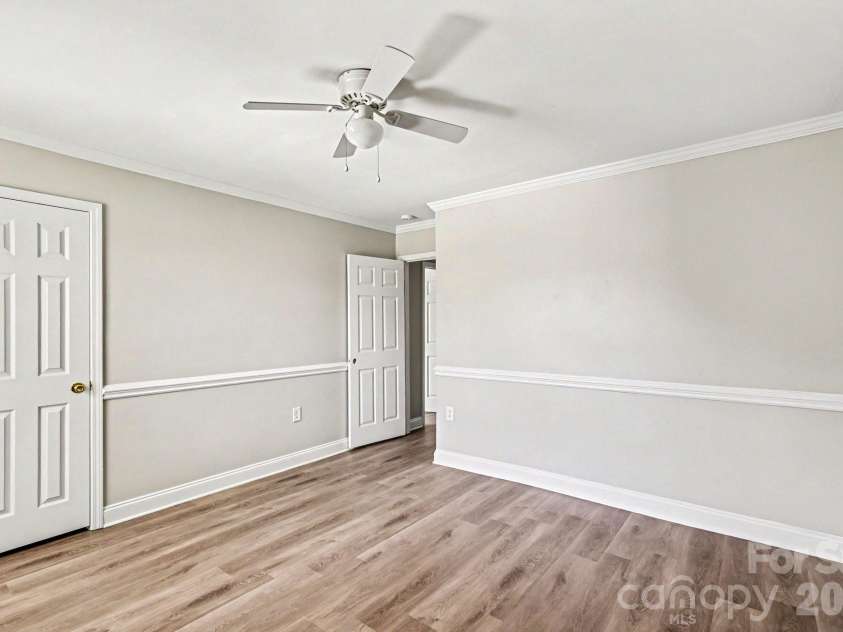 1015 Taylor Glenn Lane, Indian Trail, NC 28079.  MLS# CAR4381777, YatesRealty ID 27655. 