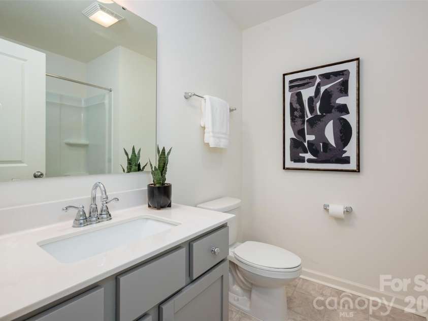 13205 Gadwal Pintail Drive, Charlotte, NC 28262.  MLS# CAR4380012, YatesRealty ID 27656. Hall bathroom