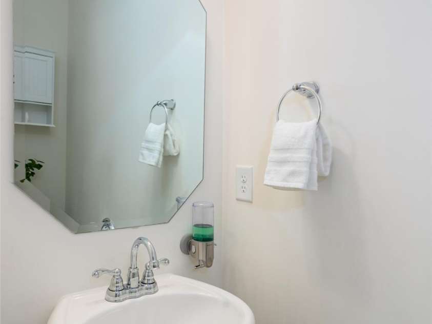 13205 Gadwal Pintail Drive, Charlotte, NC 28262.  MLS# CAR4380012, YatesRealty ID 27656. Powder room on the main level.