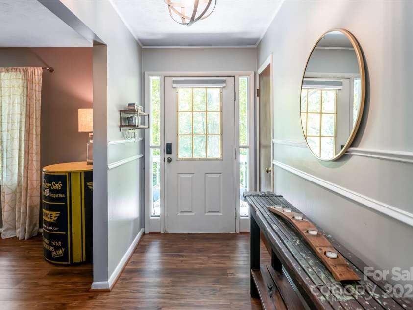 74 English Drive, Candler, NC 28715.  MLS# CAR4279672, YatesRealty ID 27657. 