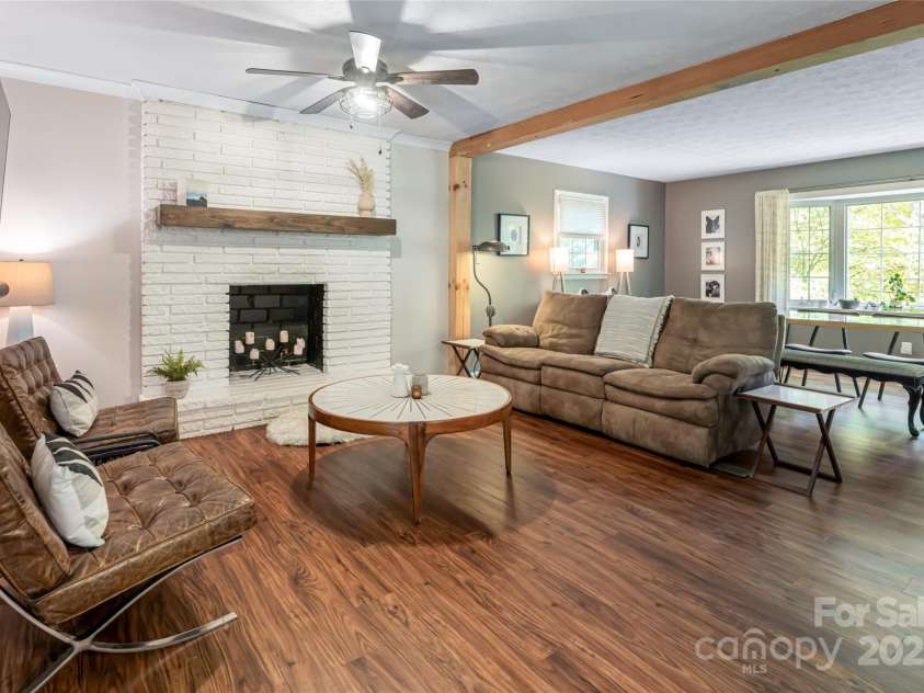 74 English Drive, Candler, NC 28715.  MLS# CAR4279672, YatesRealty ID 27657. 
