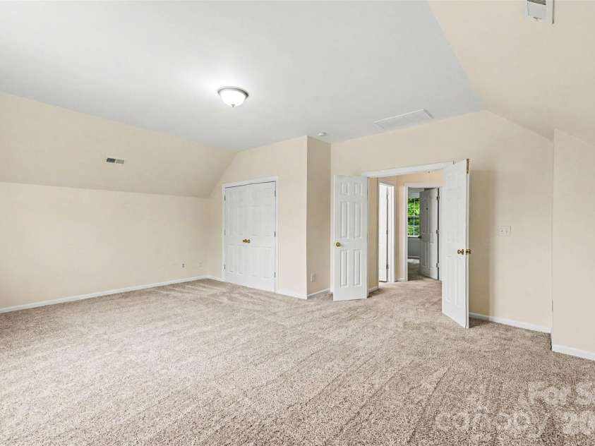 1631 Shadow Creek Street, Concord, NC 28027.  MLS# CAR4384498, YatesRealty ID 27658. 