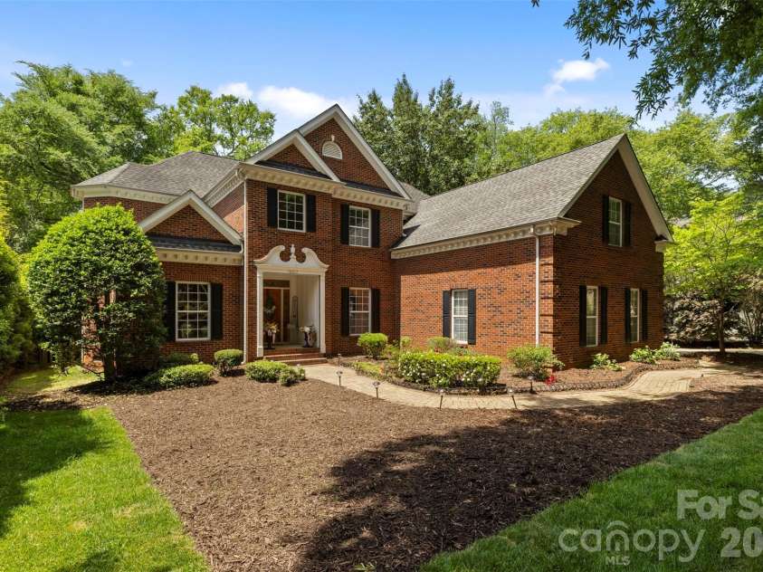 16017 Chiltern Lane, Huntersville, NC 28078.  MLS# CAR4378019, YatesRealty ID 27659. 