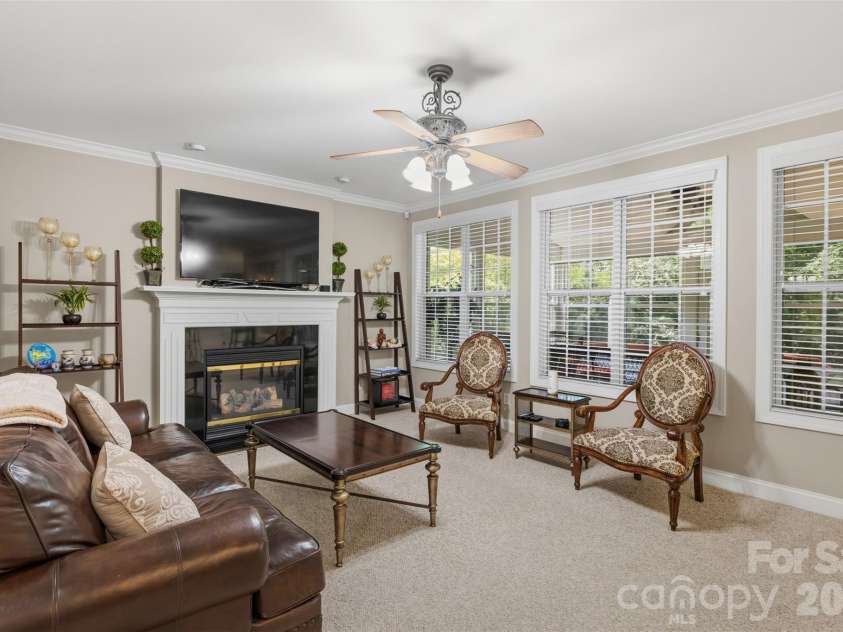 16017 Chiltern Lane, Huntersville, NC 28078.  MLS# CAR4378019, YatesRealty ID 27659. 