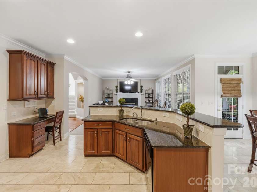 16017 Chiltern Lane, Huntersville, NC 28078.  MLS# CAR4378019, YatesRealty ID 27659. 