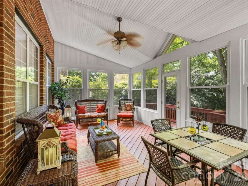 16017 Chiltern Lane, Huntersville, NC 28078.  MLS# CAR4378019, YatesRealty ID 27659. 