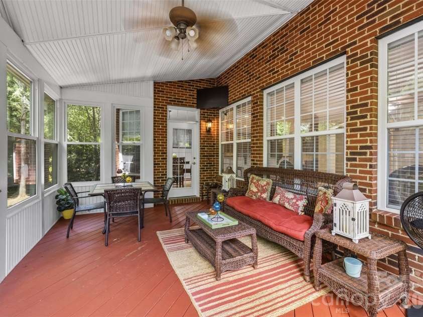 16017 Chiltern Lane, Huntersville, NC 28078.  MLS# CAR4378019, YatesRealty ID 27659. 