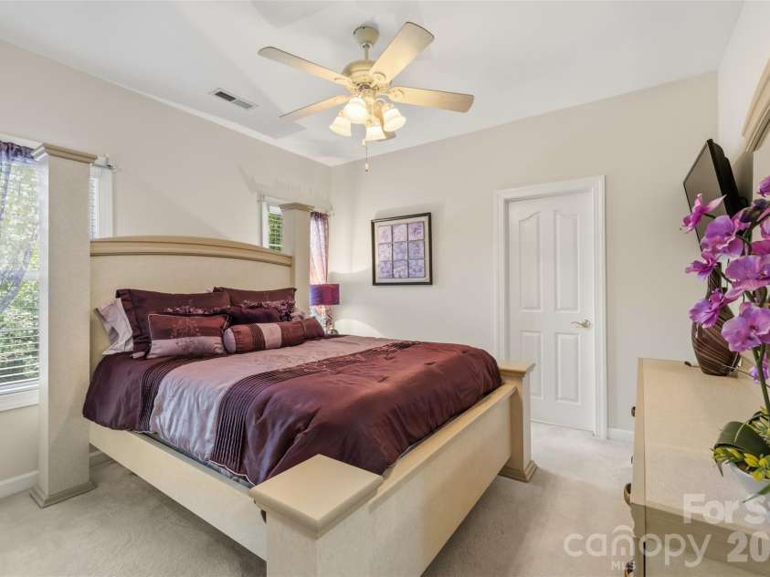 16017 Chiltern Lane, Huntersville, NC 28078.  MLS# CAR4378019, YatesRealty ID 27659. 