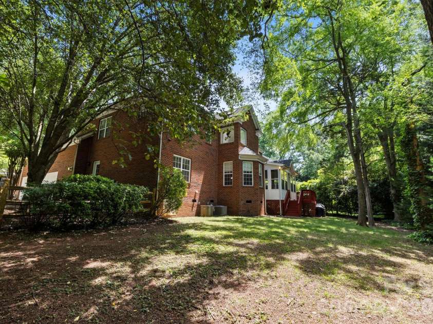 16017 Chiltern Lane, Huntersville, NC 28078.  MLS# CAR4378019, YatesRealty ID 27659. 