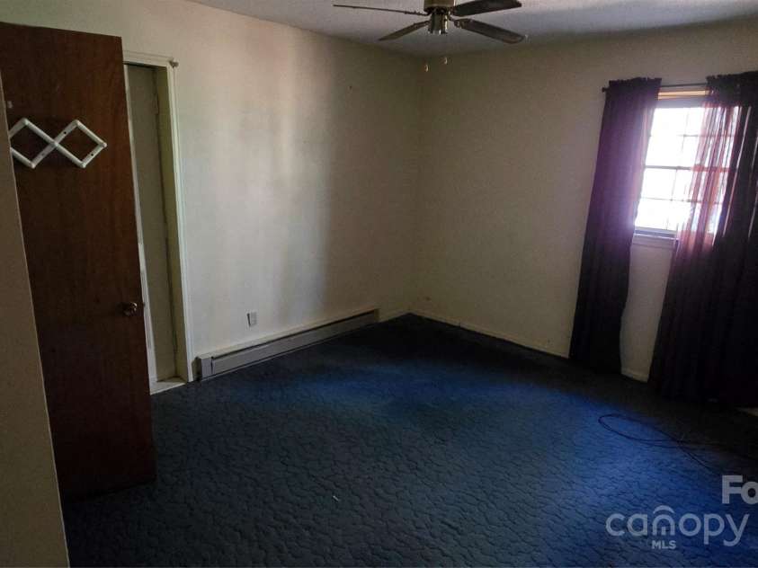 509 California Circle, York, SC 29745.  MLS# CAR4223010, YatesRealty ID 2766. Bedroom 3
