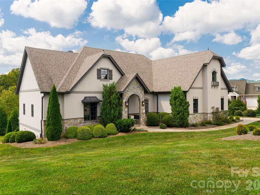 64 Water Hill Way, Fletcher, NC 28732.  MLS# CAR4304722, YatesRealty ID 27660. 