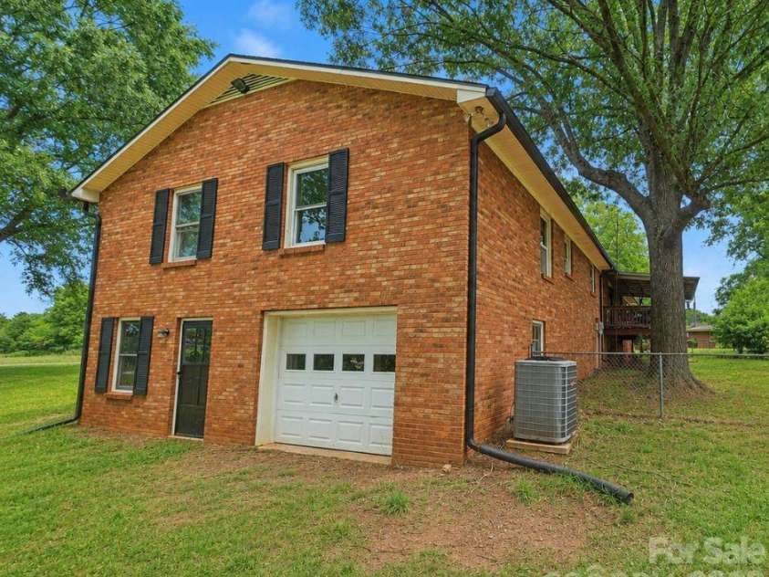 752 Hephzibah Church Road, Crouse, NC 28033.  MLS# CAR4381914, YatesRealty ID 27660. 