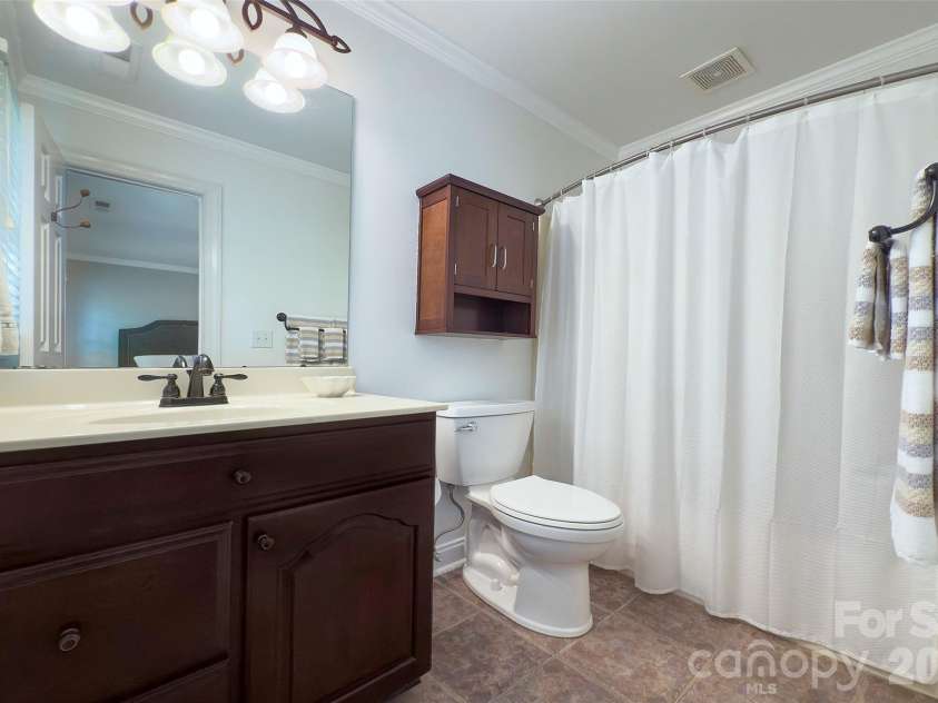 10209 Tallent Lane, Huntersville, NC 28078.  MLS# CAR4368648, YatesRealty ID 27661. 