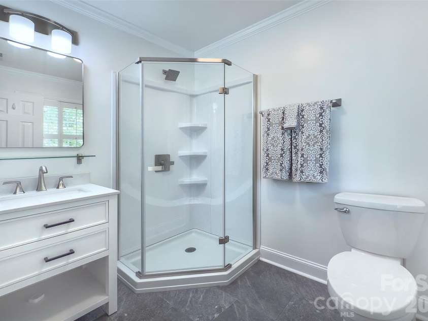 10209 Tallent Lane, Huntersville, NC 28078.  MLS# CAR4368648, YatesRealty ID 27661. 