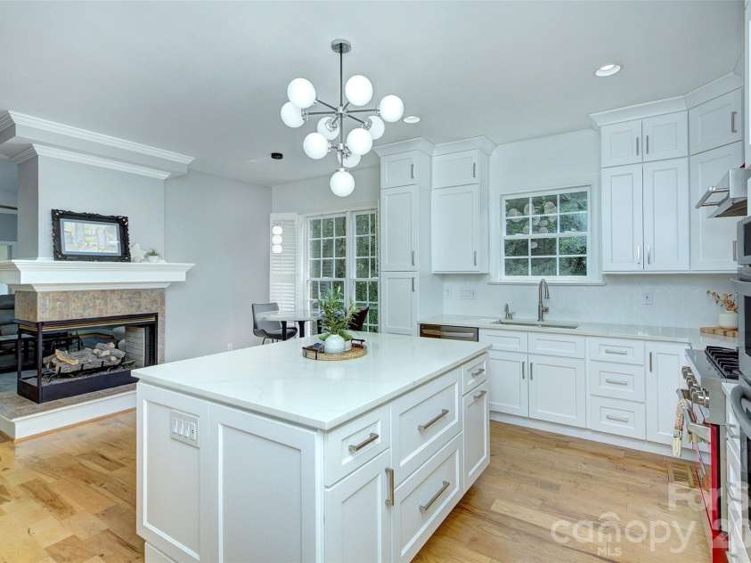10209 Tallent Lane, Huntersville, NC 28078.  MLS# CAR4368648, YatesRealty ID 27661. 
