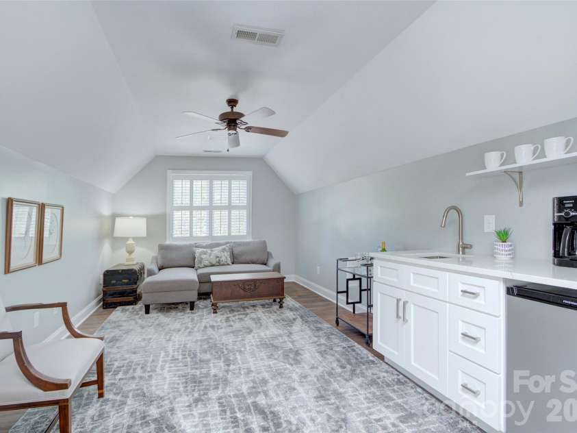 10209 Tallent Lane, Huntersville, NC 28078.  MLS# CAR4368648, YatesRealty ID 27661. 