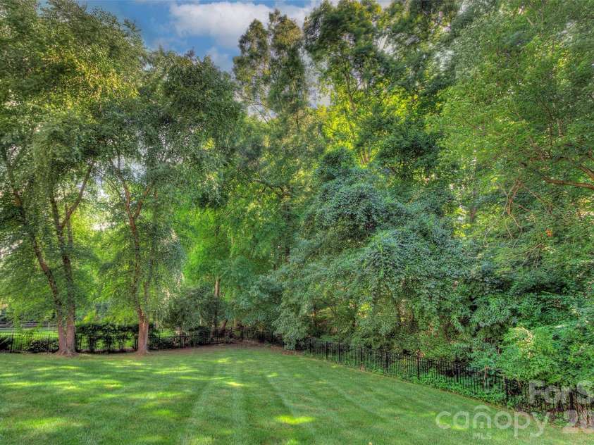 10209 Tallent Lane, Huntersville, NC 28078.  MLS# CAR4368648, YatesRealty ID 27661. 